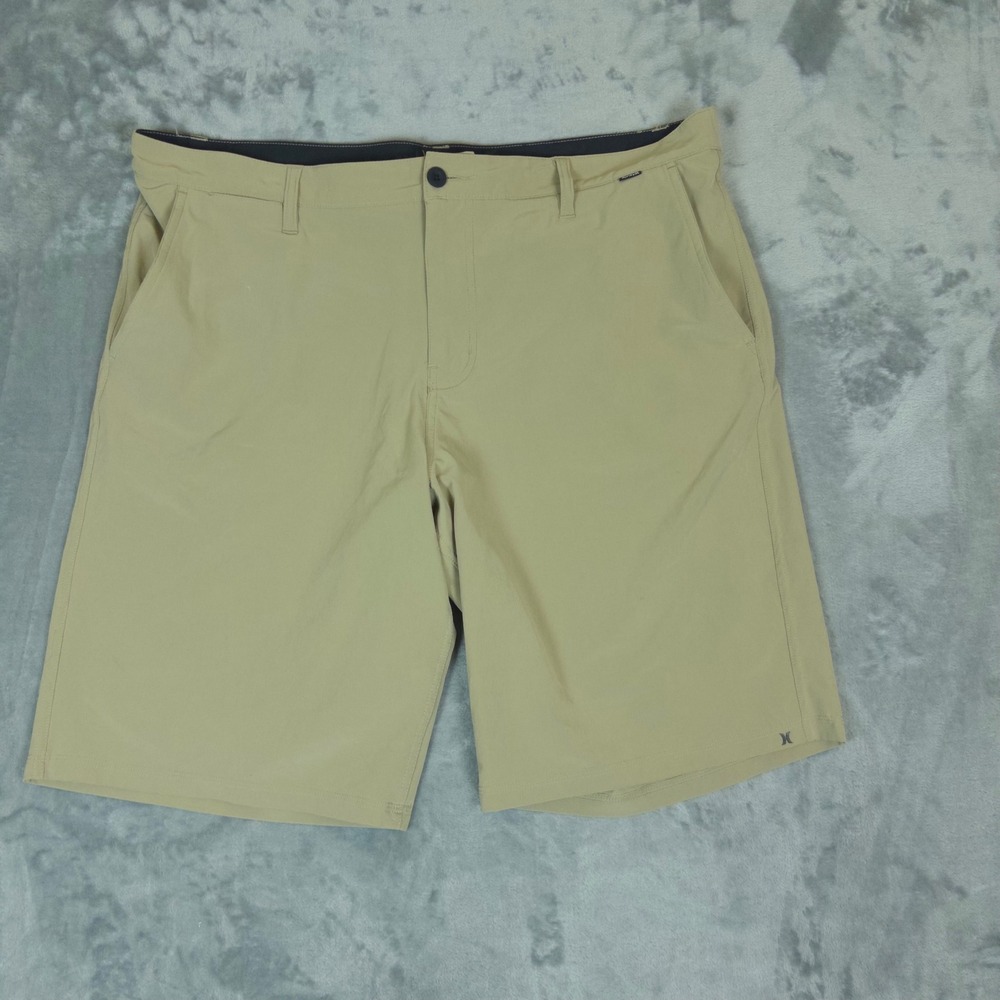 Hurley Phantom Hybrid Shorts Mens 38 Tan Khaki Stretch Walkshorts MW610PH1
